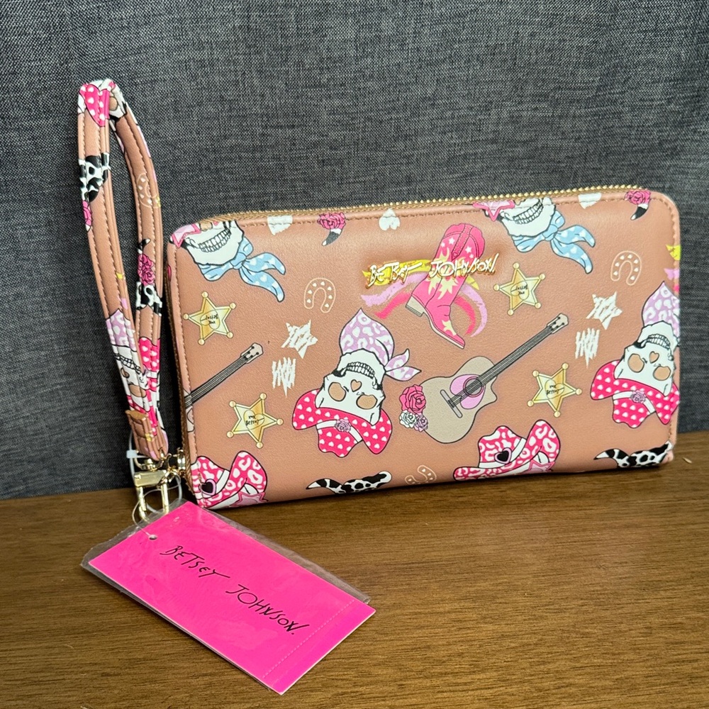 Betsey Johnson Punk Western Wristlet XoZipp-P - Picture 3 of 11